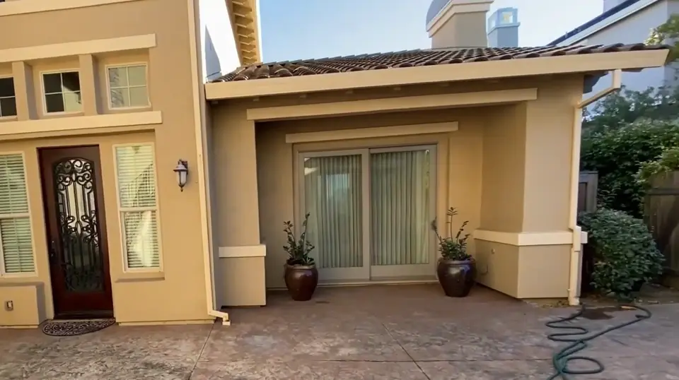 Front entry courtyard before the decorative concrete renovation